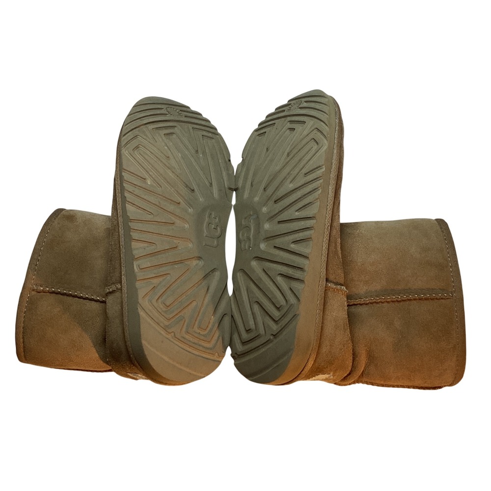 UGG Classic II Short Boot Kids Size 4 Chestnut Suede Winter Cozy Shearling Warm - Picture 5 of 8
